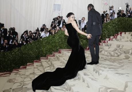 Kylie Jenner and Travis Scott arrive on the red carpet at The Metropolitan Museum of Art s Costume Institute Benefit Heavenly Bodies: Fashion and the Catholic Imagination at Metropolitan Museum of Art in New York City on May 7, 2018.  NYP20180507768 JOHNxANGELILLO