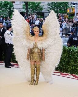 May 7, 2018 - New York, NY, U.S. - 07 May 2018 - New York, New York - Katy Perry. 2018 Metropolitan Museum of Art Costume Institute Gala: Heavenly Bodies: Fashion and the Catholic Imagination. Photo Credit: Christopher Smith AdMedia New York U.S. - ZUMAa123 20180507_zaa_a123_128 Copyright: xChristopherxSmithAdmediax