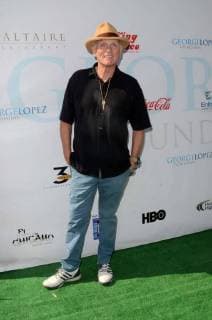 BURBANK,CA - MAY 7: Joe Regalbuto at the 11th Annual George Lopez Foundation Celebrity Golf Tournament, Lakeside Golf Club in Burbank, California on May 7, 2018. Copyright: xDavidxEdwardsx