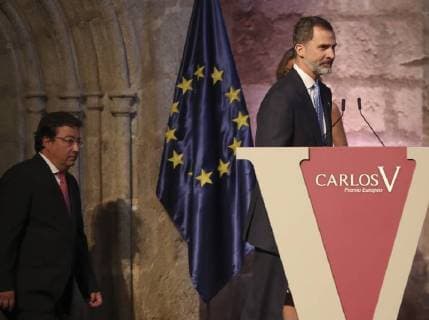 Spain s King Felipe VI (R) attends the handover ceremony of the XII Carlos V European Award to the President of the EU Parliament, Italian Antonio Tajani, at the Monastery of Yuste in Caceres, Spain, 09 May 2018. Antonio Tajani receives the Carlos V European Award !ACHTUNG: NUR REDAKTIONELLE NUTZUNG!  Copyright: xBALLESTEROSx GRAF2555 20180509-636614697241650480