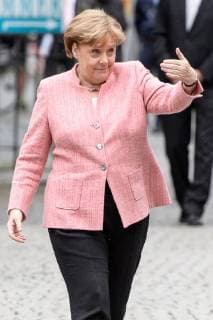 Presentation of the International Charlemagne Prize to Aachen 10 05 2018 Federal Chancellor Dr Angela Merkel beckons Bojko Borissow to the Prime Minister of Bulgaria at the presentation of the International Charlemagne Prize to Aachen on 10 05 2018 to Aacgeb NRW Germany