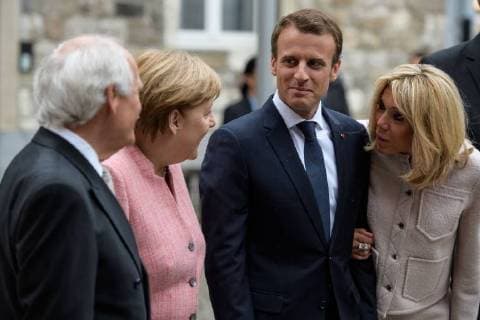 Presentation of the International Charlemagne Prize to Aachen 10 05 2018 vl Jürgen Linde Federal Chancellor Dr Angela Merkel French President Emmanuel Macron Brigitte Macron at the presentation of the International Charlemagne Prize to Aachen on 10 05 2018 Aacgeb NRW Germany