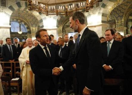 EL REY ASISTE EN ALEMANIA A LOS ACTOS CON MOTIVO DE LA ENTREGA DEL PREMIO INTERNACIONAL CARLOMAGNO 2018 AL PRESIDENTE DE FRANCIA, EMMANUEL MACRON 10 05 2018 German Chancellor Angela Merkel, French President Emmanuel Macron and his wife Brigitte, King Felipe of Spain on occasion of the Charlemagne Prize awarding in Aachen, Germany. EP888 Cordon PRess  CasaxReal EL REY ASISTE EN ALEMANIA A LOS ACTOS CON MOTIVO DE LA ENTREGA D