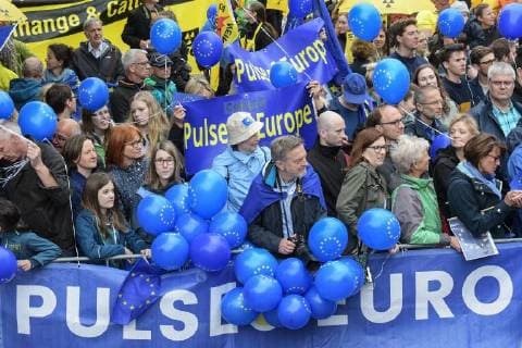 Presentation of the Charlemagne Prize 2018 to Emmanuel Macron The picture shows groups of demonstrators for Europe and against the Belgian nuclear power plant Thiange 2018 Presentation of the Charlemagne Prize 2018 to Emmanuel Macron