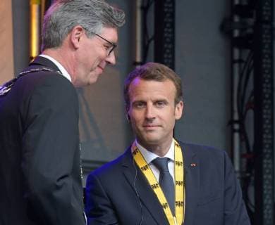 Presentation of the Charlemagne Prize 2018 to Emmanuel Macron The picture shows the French President Emmanuel Macron on the stage of the Katschhof in Aachen with the Lord Mayor of Aachen MArcel Philipp 2018 Awarding of the Charlemagne Prize 2018 to Emmanuel Macron