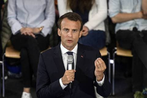 Presentation of the Charlemagne Prize 2018 to Emmanuel Macron The picture shows the French President Emmanuel Macron in the auditorium building C A R L The RWTH in discussion with students who ask him about topics about Europe 2018 Awarding of the Karlspreis 2018 to Emmanuel Macron
