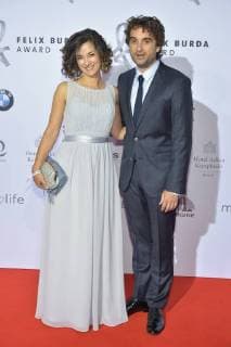 Oliver Wnuk with his sister Samantha arrival to the award ceremony and honoring the 15 Felix Burde Award at the Hotel Adlon Kempinski in Berlin on 13 05 2018