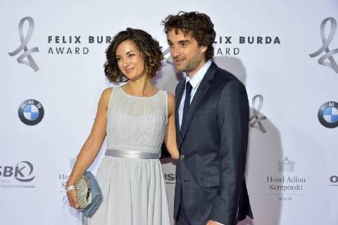 Oliver Wnuk with his sister Samantha arrival to the award ceremony and honoring the 15 Felix Burde Award at the Hotel Adlon Kempinski in Berlin on 13 05 2018