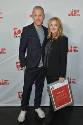 Inga Humpe Fred Jay Prize winner 2018 Benjamin von Stuttrad Barre Laudator 30 years Fred Jay Award ceremony in Berlin in the Columbiahalle on 15 05 2018