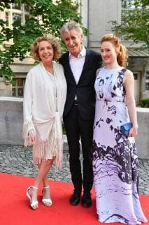 Michaela MAY Actress with husband Berns SCHADEWALD and daughter Lilian Red Carpet Red Carpet Bavarian Television Award 2018 on 18 05 2018