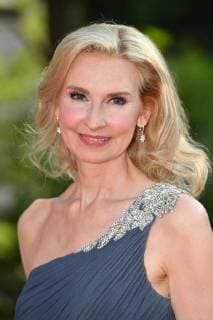 Eva LIND opera singer single image cut single portrait Portrait Red Carpet Red Carpet Bavarian Television Award 2018 on 18 05 2018