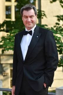 Markus SOEDER Bavarian State Premier in a tuxedo single image truncated single motif half figure half figure red carpet Red Carpet Bavarian Television Award 2018 on 18 05 2018