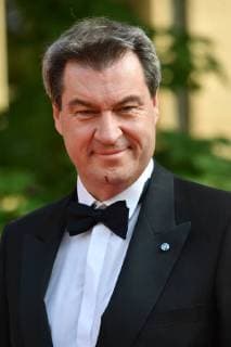 Markus SOEDER Bavarian State Premier in a tuxedo single image truncated single portrait Portrait Portrait Portrait Red Carpet Red Carpet Bavarian Television Award 2018 on 18 05 2018