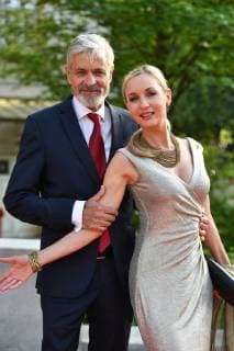 Isabella HUEBNER Actress with Male Accompaniment Red Carpet Red Carpet Bavarian Television Award 2018 on 18 05 2018