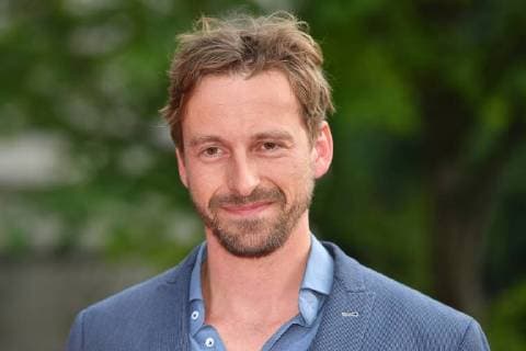 Ben Benedikt BLASKOVIC Actor Single Image Angled Single Portrait Portrait Portrait Portrait Red Carpet Red Carpet Bavarian Television Award 2018 on 18 05 2018