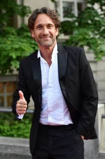 Willy Falk WILD actor single image truncated single motive half figure half figure red carpet Red Carpet Bavarian Television Award 2018 on 18 05 2018