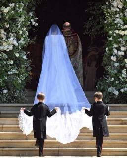 Entertainment Bilder der Woche KW20 Entertainment Bilder des Tages Meghan Markle arrives at St George s Chapel in Windsor Castle for her royal wedding ceremony to Britain s Prince Harry, in Windsor, England, on May 19, 2018. Pool  WAX2018051939 NEILxHALL