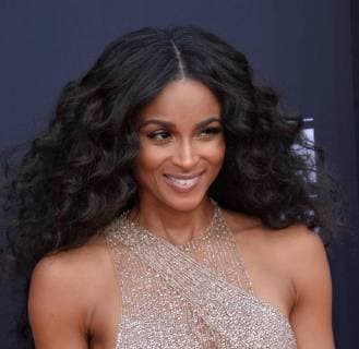 Recording artist Ciara arrives for the 2018 Billboard Music Awards at MGM Grand Garden Arena on May 20, 2018 in Las Vegas, Nevada.  LAV20180520235 JIMxRUYMEN