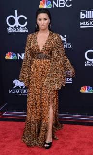 Recording artist Demi Lovato arrives for the 2018 Billboard Music Awards at MGM Grand Garden Arena on May 20, 2018 in Las Vegas, Nevada.  LAV20180520310 JIMxRUYMEN