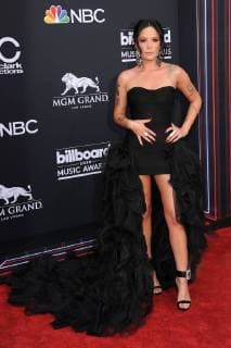 Halsey on arrival at the Billboard Music Awards on 20 05 2018 at Las Vegas 2018 Billboard Music Awards in Las Vegas