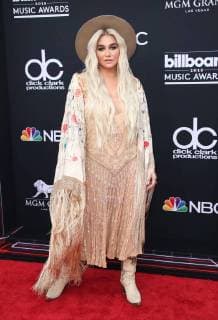 Kesha arriving at the Billboard Music Awards in Las Vegas, Nevada - May 20, 2018 - Billboard Music Awards 2018, Las Vegas Nevada United States MGM Grand Garden Arena  Copyright: xScooterx h_00511344