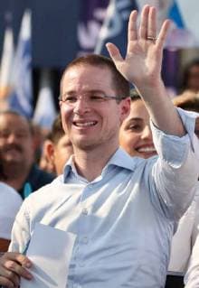 May 22, 2018 - EUM20180521POL09.JPG.COLIMA, Col., ElectionsElecciones-Anaya.- El candidato a la Presidencia de la Republica por la coalicion Por Mexico al Frente, Ricardo Anaya Cortes, encabeza mitin este 22 de mayo 2018, en el Modulo Empresarial de la Feria de Colima, como parte de sus actividades proselitistas. Foto: Agencia EL UNIVERSALAriel OjedaMAR  - ZUMAu78_ 20180522_zaf_u78_578 Copyright: xElxUniversalx