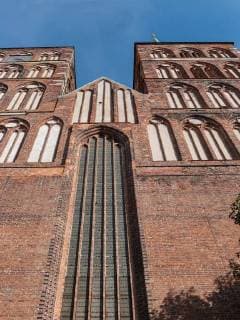 Die beiden Türme der Nikolaikirche Ratskirche - The two towers of the Nikolaikirche Ratskirche *** The two towers of the Nikolaikirche Ratskirche The two towers of the Nikolaikirche Ratskirche  1071100590