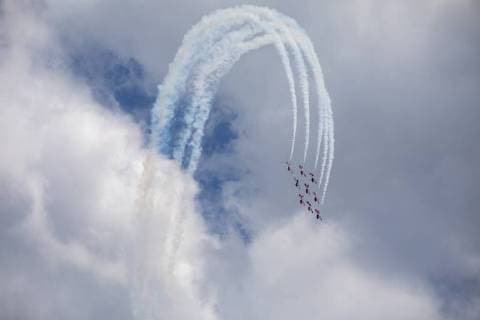 USA-2018-The Royal Canadian Forces Snowbirds airborne acrobatics team flies in formation during a demonstration in Ocean City, Maryland on May 23, 2018. The Royal Canadian Forces Snowbirds airborne acrobatics team  Copyright: xAlexxEdelmanx
