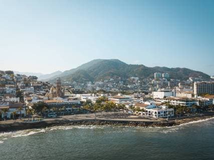 Mexico, Jalisco, Puerto Vallarta, Old town, Church of Our Lady of Guadalupe and El Malecon boardwalk  ABAF02207