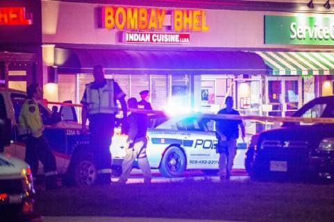 May 24, 2018 - Mississauga, CAN., 24 May 2018 - Fifteen people were rushed to hospital, 3 in critical condition, after a bomb exploded in a Mississauga, Canada, Indian Restaurant. The explosion happened around 10:30 PM in the Toronto suburb, west of the city. Police are searching for two suspects. - ZUMAb167 20180524_zap_b167_004 Copyright: xVictorxBirox