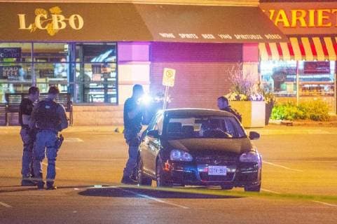 May 25, 2018 - Mississauga, CAN., 25 May 2018 - Fifteen people were rushed to hospital, 3 in critical condition, after a bomb exploded in a Mississauga, Canada, Indian Restaurant. The explosion happened around 10:30 PM in the Toronto suburb, west of the city. Police are searching for two suspects. - ZUMAb167 20180525_zap_b167_001 Copyright: xVictorxBirox