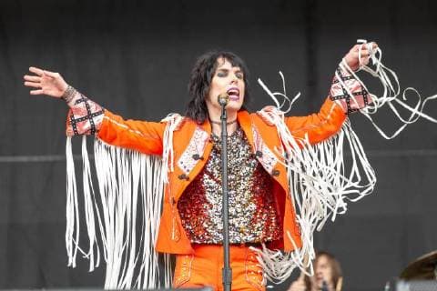 May 25, 2018 - Napa, California, U.S - LUKE SPILLER of The Struts during BottleRock Music Festival at Napa Valley Expo in Napa, California Napa U.S. - ZUMAs135 20180525_zap_s135_550 Copyright: xDanielxDeSloverx