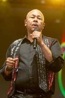 May 25, 2018 - Napa, California, U.S - RALPH JOHNSON of Earth, Wind and Fire during BottleRock Music Festival at Napa Valley Expo in Napa, California Napa U.S. - ZUMAs135 20180525_zap_s135_621 Copyright: xDanielxDeSloverx