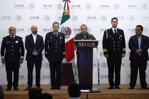 News Bilder des Tages May 27, 2018 - EUM20180527NAC03.JPG.CIUDAD DE MEXICO. JusticeJusticia-Segob.- En conferencia de prensa, Alfonso Navarrete Prida, secretario de Gobernacion, informa junto a representantes de la Secretaria Marina, el Ejercito Nacional y la Policia Federal, de la detencion de Rosalinda N , esposa de Nemesio Oseguera El Mencho , lider del cartel de Jalisco Nueva Generacion (CJNG). La presunta encargada de administrar los recursos financieros de este grupo delictivo, fue detenida este sabado por elementos de la Marina por contar con una orden de aprehension en su contra. Foto: Agencia EL UNIVERSALYadin XolalpaEELG  - ZUMAu78_ 20180527_zaf_u78_523 Copyright: xElxUniversalx