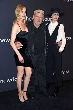 Entertainment Themen der Woche KW22 Entertainment Bilder des Tages Amber Valletta, Peter Lindbergh, Cara Delevingne beim The New Douglas Kampagnen-Event im e-Werk in Berlin am 30.05.2018 *** Amber Valletta Peter Lindbergh Cara Delevingne at The New Douglas Campaign Event at e Werk in Berlin on 30 05 2018