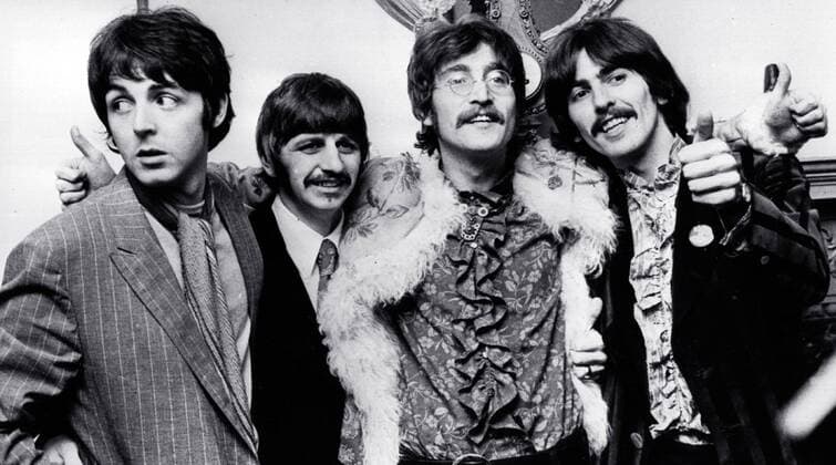 Publicity photo of The Beatles (Paul McCartney, Ringo Starr, John Lennon, George Harrison) at Abbey Road Studios, (1967) File Reference 33595_016THA Hollywood CA USA  Copyright: xCinemaxLegacyxCollection ThexHollywoodxArchivex 33595_016THA
