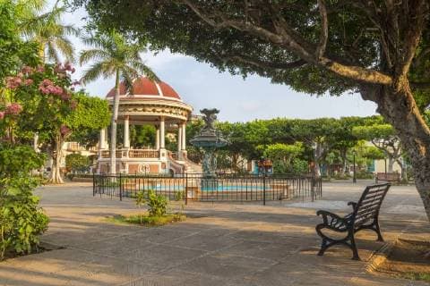 The main square of Granada at first sunlight, Granada, Nicaragua, Central America Copyright: OliverxWintzen 1283-283