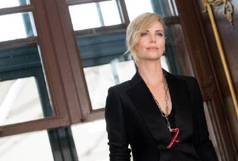 Vienna 31 05 2018 Tiergarten Schoenbrunn Vienna AUT Life Ball Crystal of Hope Award ceremony in the picture Charlize Theron during the award ceremony at the Tiergarten Schoenbrunn in Vienna Austria on 2018 05 31  EX_GRU