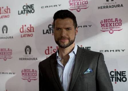 Actor Mauricio Martinez arrives for the premiere of the HOLA Mexico film festival at the Regal Cinemas in Los Angeles, California, USA., 01 June 2018. HOLA Mexico film festival in Los Angeles !ACHTUNG: NUR REDAKTIONELLE NUTZUNG!  Copyright: xARMANDOxARORIZOx LAX10 20180602-636635150561357037