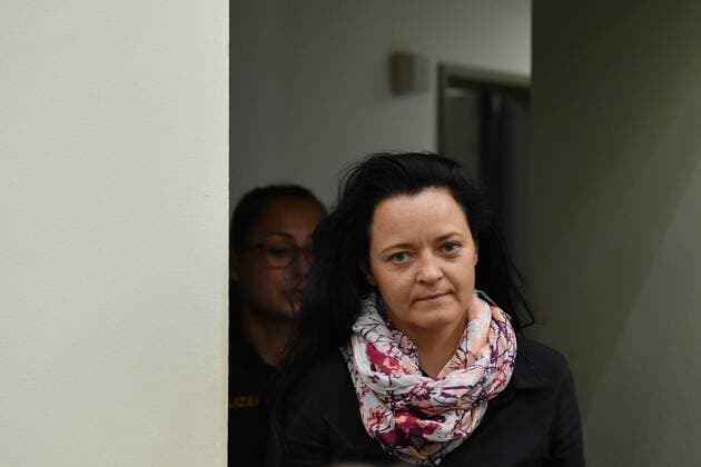 News Themen der Woche KW23 Bilder des Tages 428. Verhandlungstag im NSU-Prozess Die Angeklagte Beate Zschaepe kommt am Dienstag (05.06.2018) im Landgericht in Muenchen zum 428. Verhandlungstag im NSU-Prozess. *** 428 Negotiation day in the NSU trial The defendant Beate Zschaepe arrives on Tuesday 05 06 2018 in the district court in Munich for the 428 days of negotiations in the NSU trial