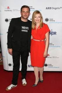 Johanna Christine Gehlen and her husband Sebastian Bezzel at the award ceremony of the Hamburg Studio Nachwuchspreis on 6 06 2018 in Hamburg Studio Hamburg Young Talent Award 2018 in Hamburg