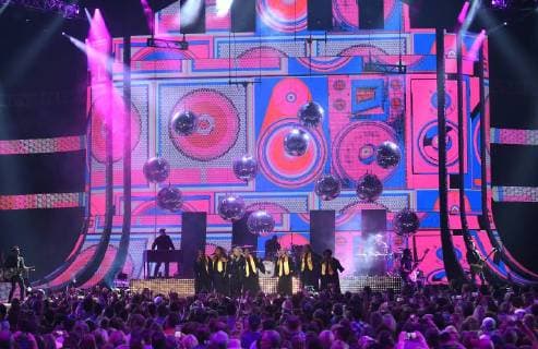 June 6, 2018 - Nashville, TN, U.S. - 06 June 2018 - Nashville, Tennessee - Kelly Clarkson. 2018 CMT Music Awards held at Bridgestone Arena. Photo Credit: Laura Farr AdMedia Nashville U.S. - ZUMAa123 20180606_zaa_a123_399 Copyright: xLauraxFarrAdmediax