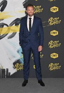 June 6, 2018 - Nashville, TN, U.S. - 06 June 2018 - Nashville, Tennessee - Joel McHale. 2018 CMT Music Awards held at Bridgestone Arena. Photo Credit: Laura Farr AdMedia Nashville U.S. - ZUMAa123 20180606_zaa_a123_426 Copyright: xLauraxFarrAdmediax