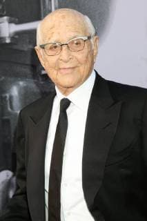 LOS ANGELES - JUN 7: Norman Lear at the American Film Institute Lifetime Achievement Award to George Clooney at the Dolby Theater on June 7, 2018 in Los Angeles, CA  Copyright: xKathyxHutchinsx xIPAx xHutchinsxPhotox