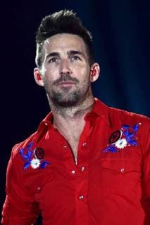 June 8, 2018 - Nashville, Tennessee, U.S. - 07 June 2018 - Nashville, Tennessee - Jake Owen. 2018 CMA Music Festival Nightly Concert held at Nissan Stadium. Photo Credit: Dara-Michelle AdMedia Nashville U.S. - ZUMAa123 20180608_zaa_a123_358 Copyright: xDara-MichelleAdmediax