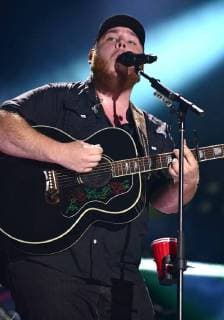 June 8, 2018 - Nashville, Tennessee, U.S. - 08 June 2018 - Nashville, Tennessee - Luke Combs. 2018 CMA Fest Nightly Concert held at Nissan Stadium. Photo Credit: AdMedia Nashville U.S. - ZUMAa123 20180608_zaa_a123_458 Copyright: xLauraxFarrx