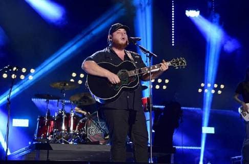 June 8, 2018 - Nashville, Tennessee, U.S. - 08 June 2018 - Nashville, Tennessee - Luke Combs. 2018 CMA Fest Nightly Concert held at Nissan Stadium. Photo Credit: AdMedia Nashville U.S. - ZUMAa123 20180608_zaa_a123_505 Copyright: xLauraxFarrx