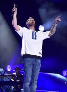 June 8, 2018 - Nashville, Tennessee, U.S. - 08 June 2018 - Nashville, Tennessee - Brett Young. 2018 CMA Fest Nightly Concert held at Nissan Stadium. Photo Credit: AdMedia Nashville U.S. - ZUMAa123 20180608_zaa_a123_514 Copyright: xLauraxFarrx