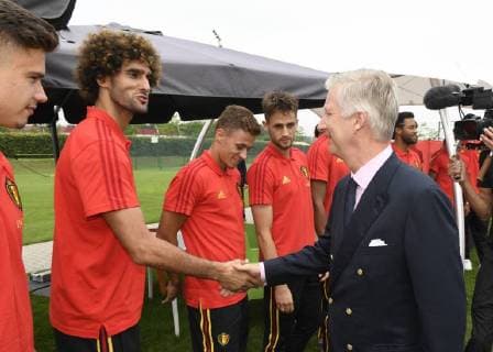 Belgium s Marouane Fellaini and King Philippe - Filip of Belgium pictured during a visit of the King to a training session of the Belgian national soccer team Red Devils, Saturday 09 June 2018, in Tubize. The Red Devils started their preparations for the upcoming FIFA World Cup 2018 in Russia.  POOLxPHILIPPExCROCHET 05361517