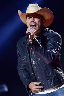 June 9, 2018 - Nashville, Tennessee, U.S. - 09 June 2018 - Nashville, Tennessee - Dustin Lynch. 2018 CMA Music Festival Nightly Concert held at Nissan Stadium. Photo Credit: Dara-Michelle AdMedia Nashville U.S. - ZUMAa123 20180609_zaa_a123_184 Copyright: xDara-MichelleAdmediax